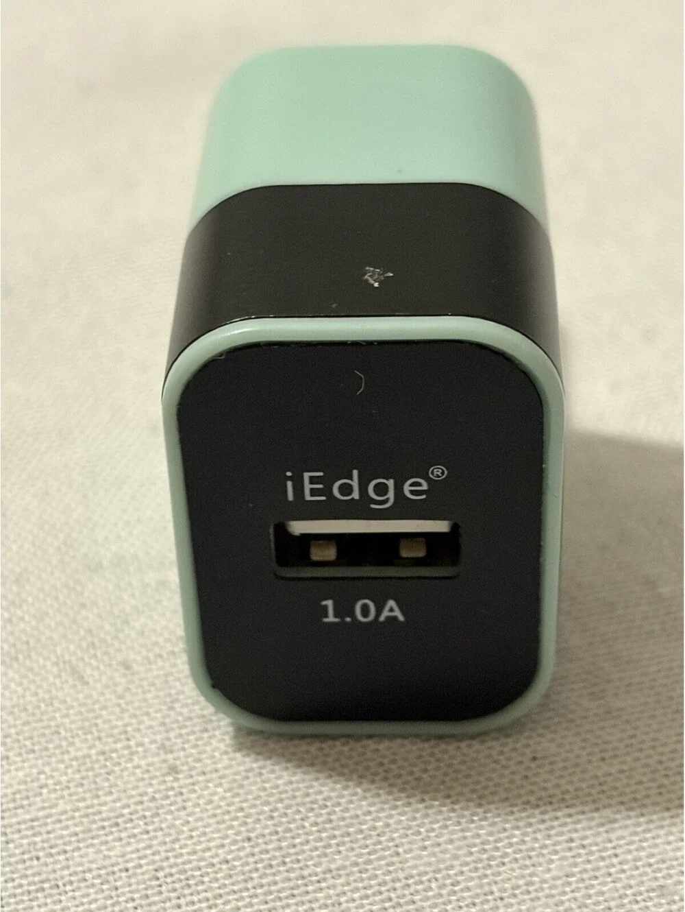 iEdge USB AC/DC Charger Adapter